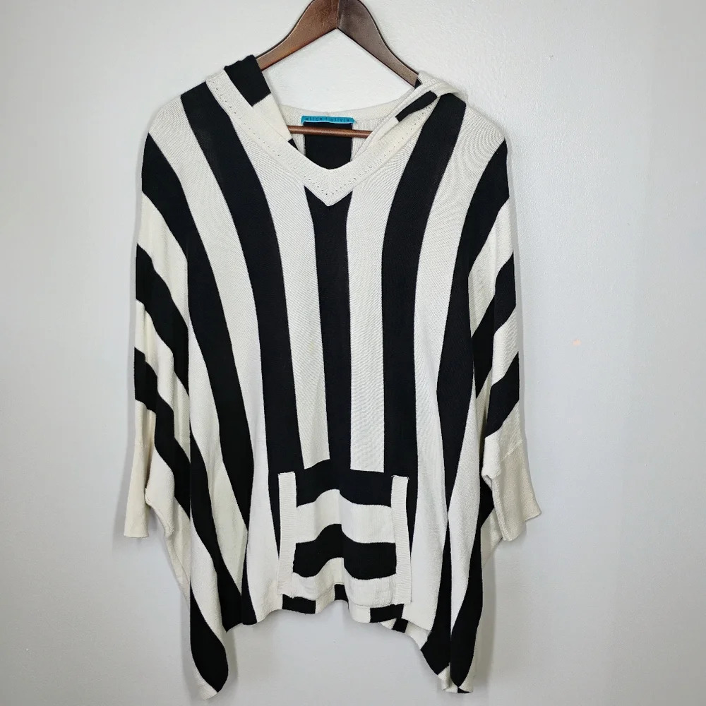 Alice + Olivia Black White Striped Knit Hoodie Poncho Relaxed Fit One‎ Size